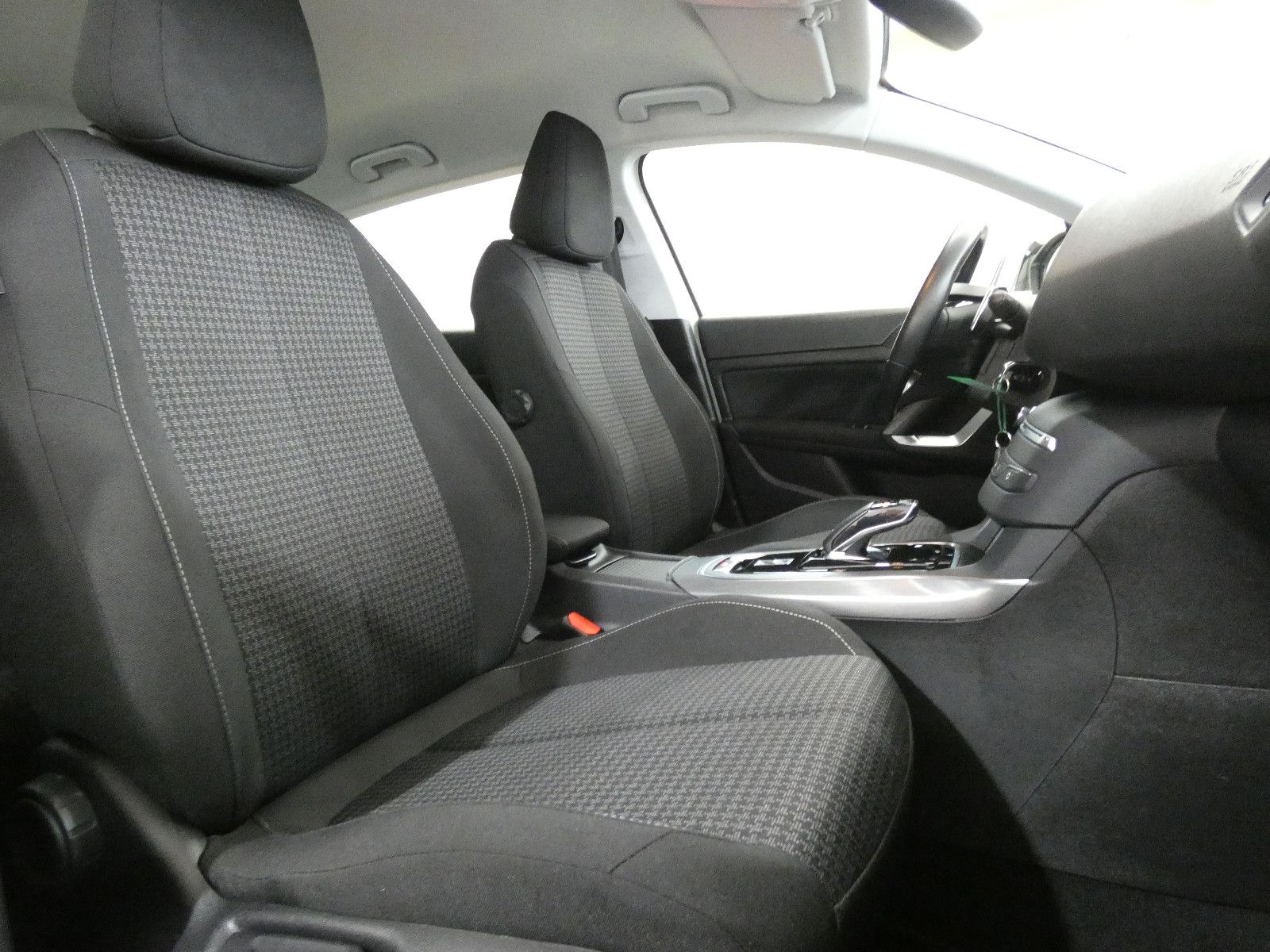 Peugeot 308 Active Pack - Samsaru's Car Outlet