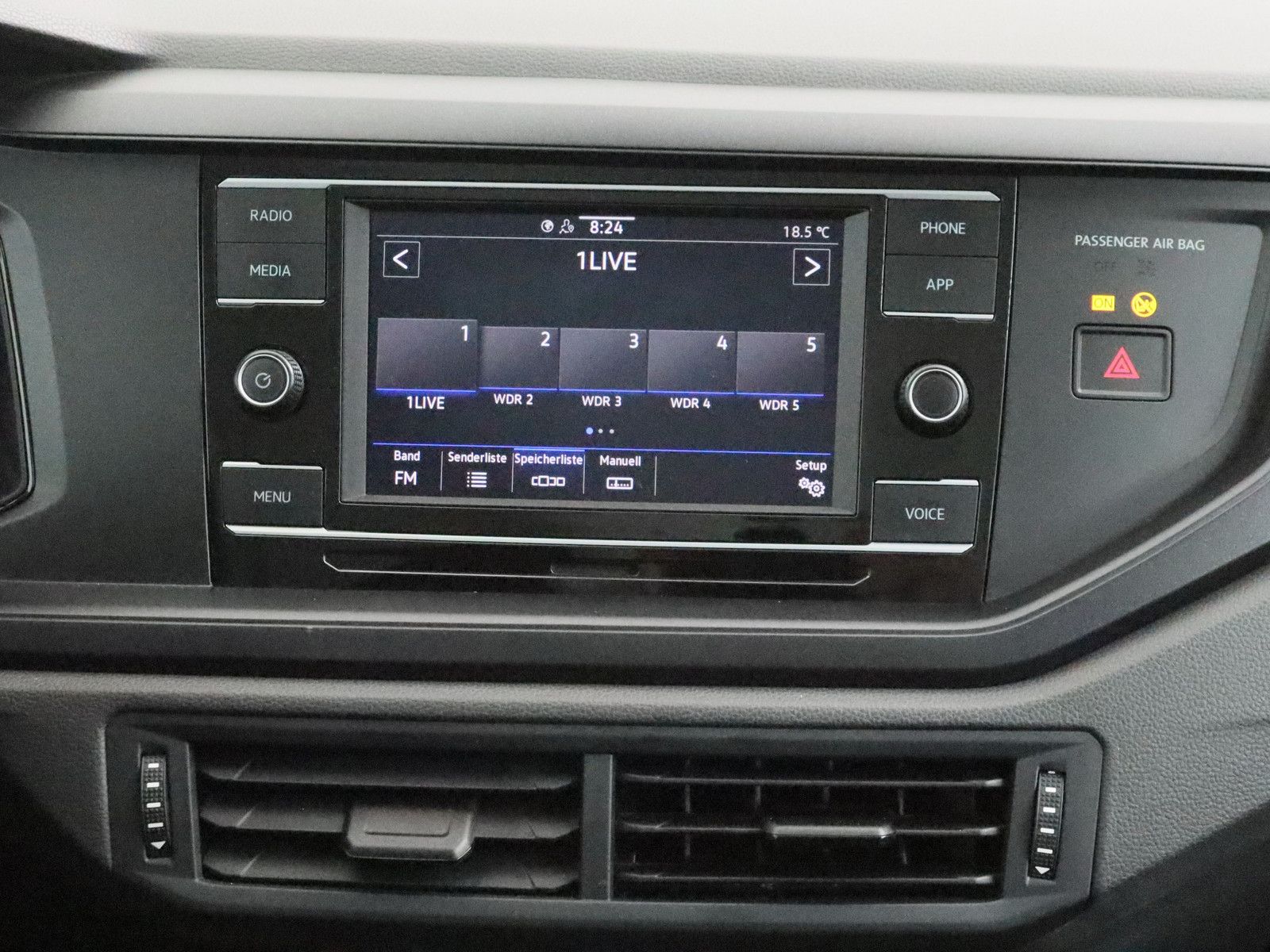 Volkswagen Taigo 1.0 TSI - Samsaru's Car Outlet