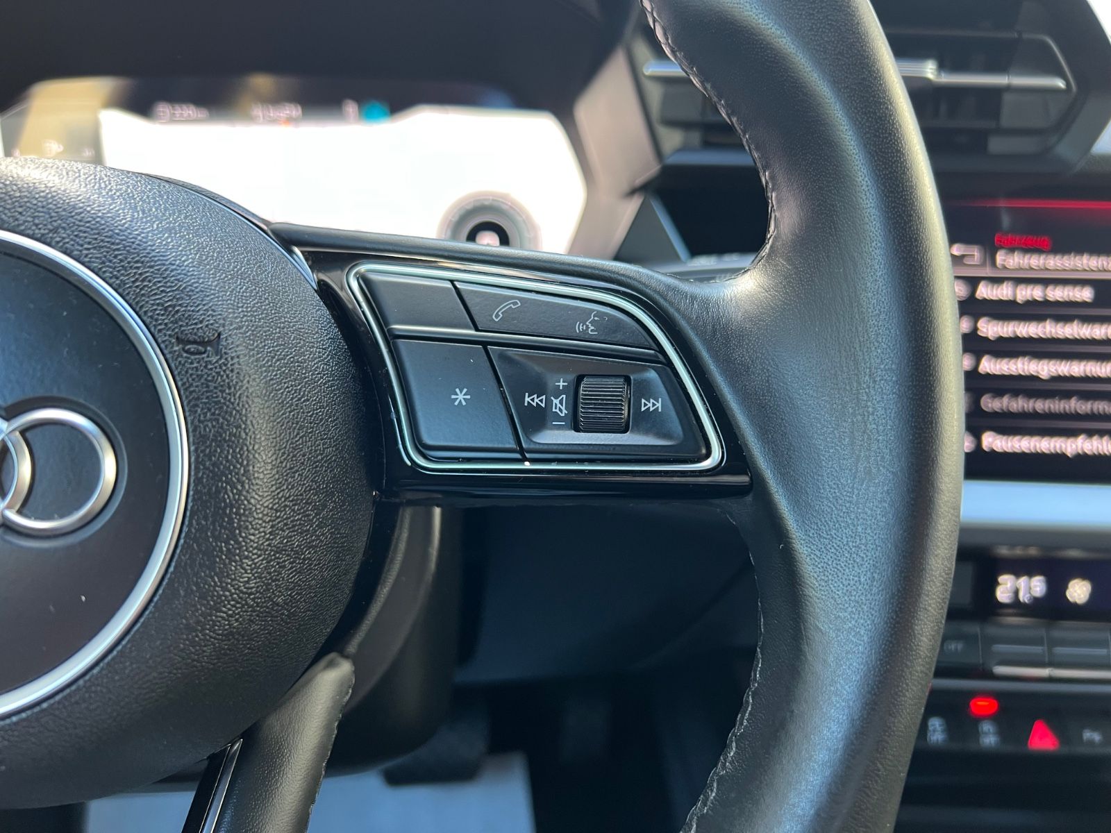 Audi A3 Limousine 30TDI S TRON*ACC*LED*NAVI*ASSISTENT