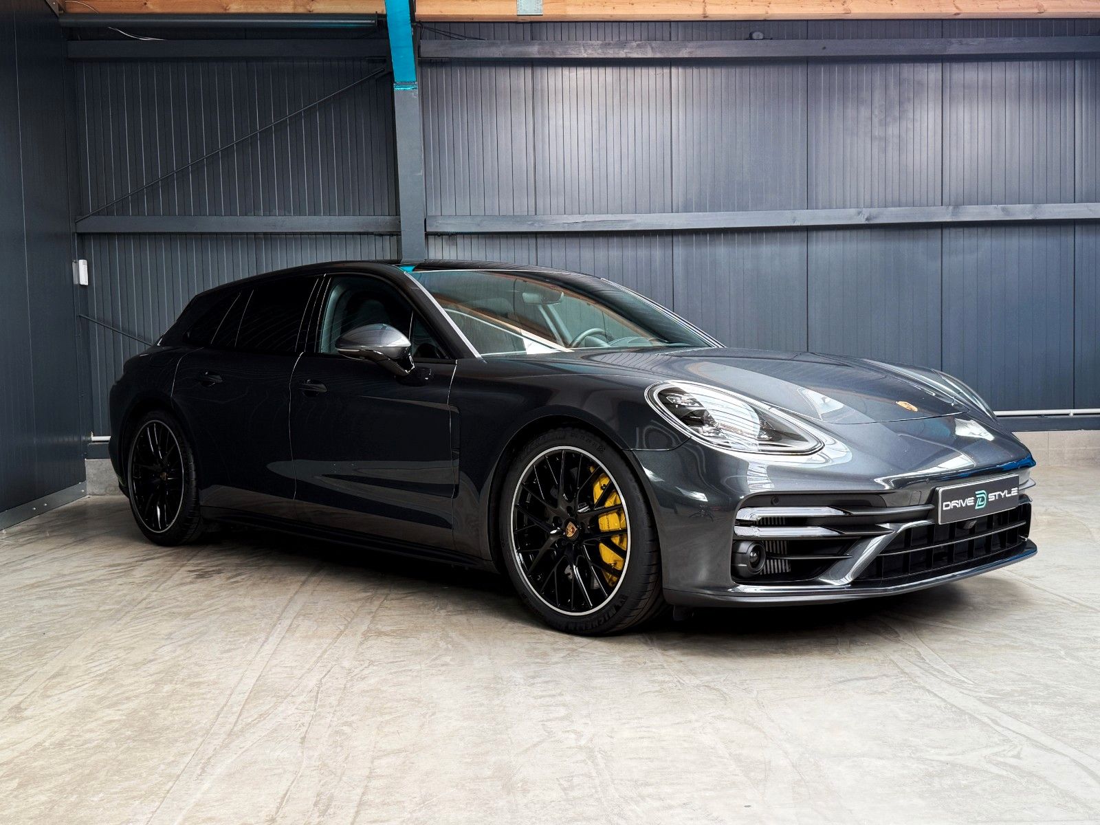 Porsche Panamera Sport Turismo Turbo S + Approved + PCCB