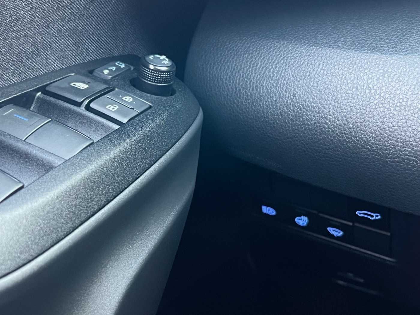 Toyota Yaris Cross 1.5 GR Sport Hybrid -  LED, Navi, el