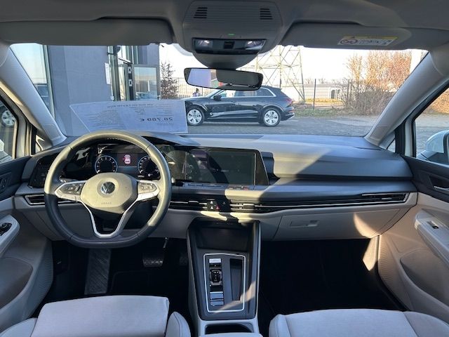Volkswagen Golf VIII 1.5 eTSI Style - Samsaru's Car Outlet