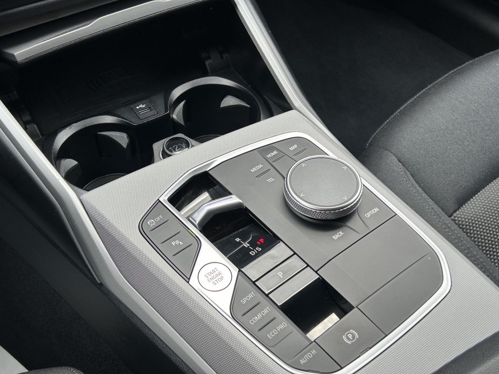 BMW 320 d Mild Hybrid xDrive - Samsaru's Car Outlet