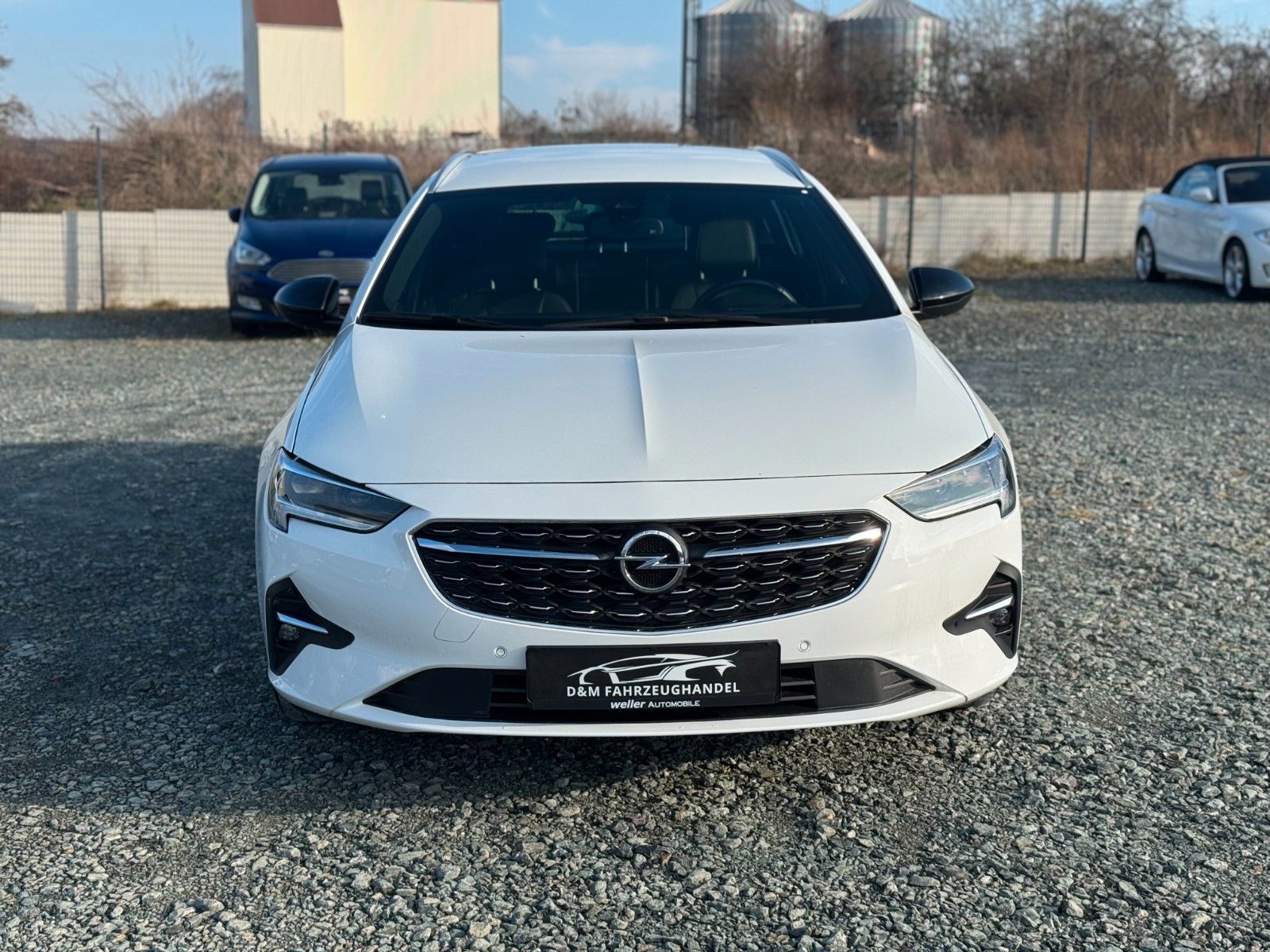 Opel Insignia Sports Tourer Elegance 2.0D - Samsaru's Car Outlet