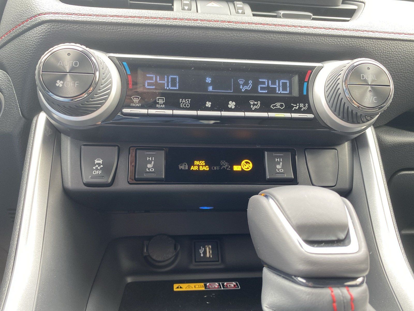 Toyota RAV 4 2,5 Plug-In Hybrid  4x4 Teamplayer AKTION