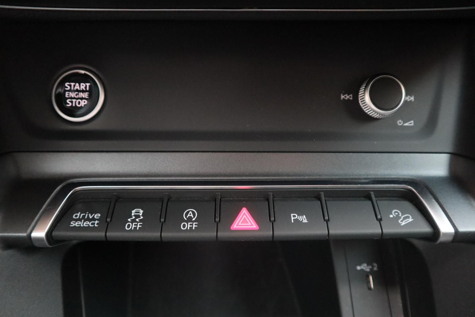 Audi Q3 40 TDI quattro S tronic S line Pano/RFK/LED/A