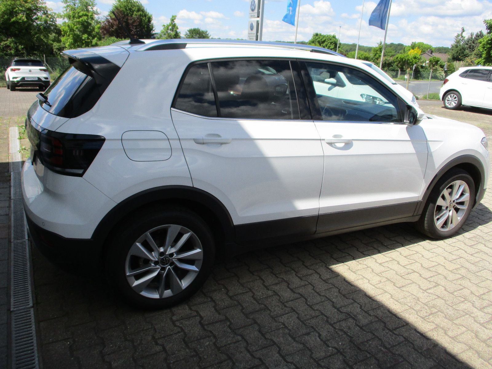 Volkswagen T-Cross Style DSG - Samsaru's Car Outlet