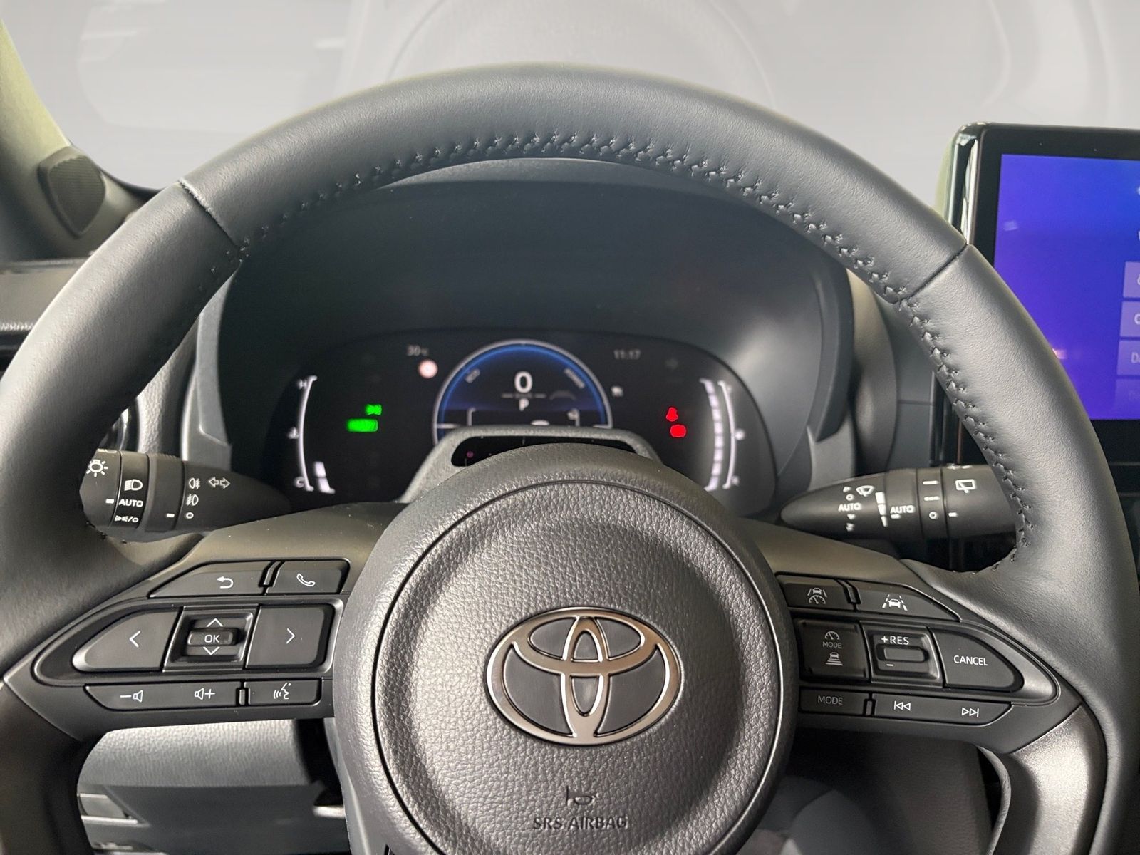 Toyota Yaris Cross 1.5 Teamplayer Winter+Safety ACC+LED