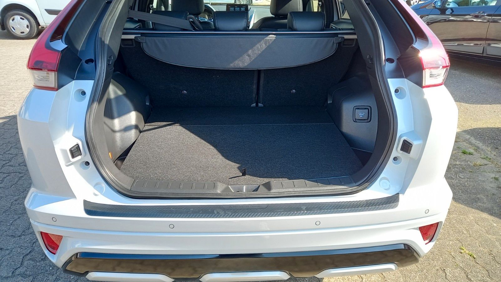 Mitsubishi Eclipse Cross PHEV Select  /20"/Kamera/AHK/Navi/