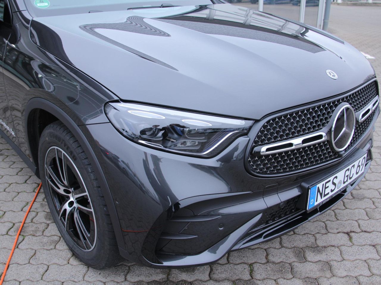 Mercedes-Benz GLC 300 d 4M+AMG+AHK+TECHNIK-P.+360°+HUD