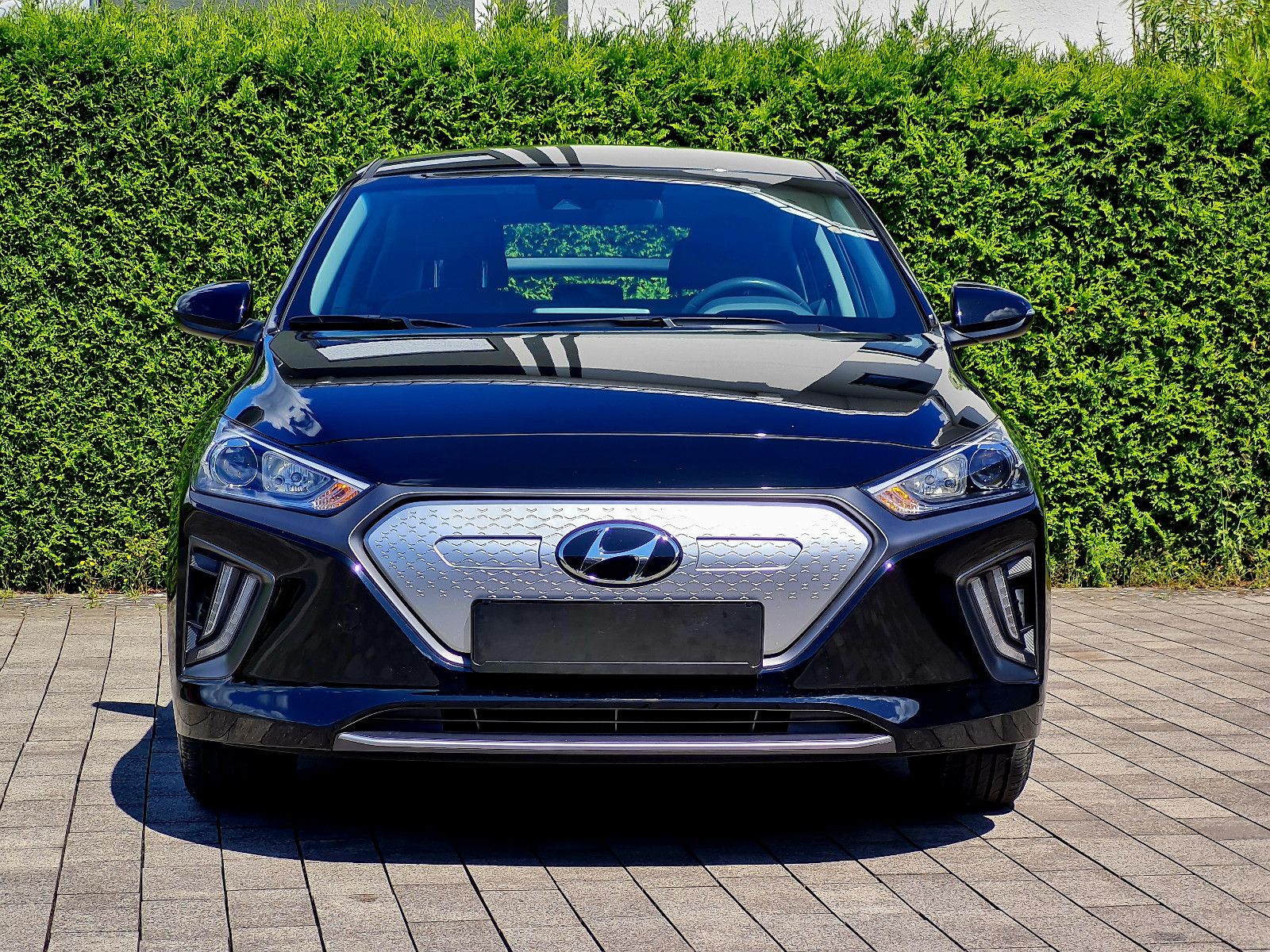 Hyundai IONIQ Elektro - Samsaru's Car Outlet