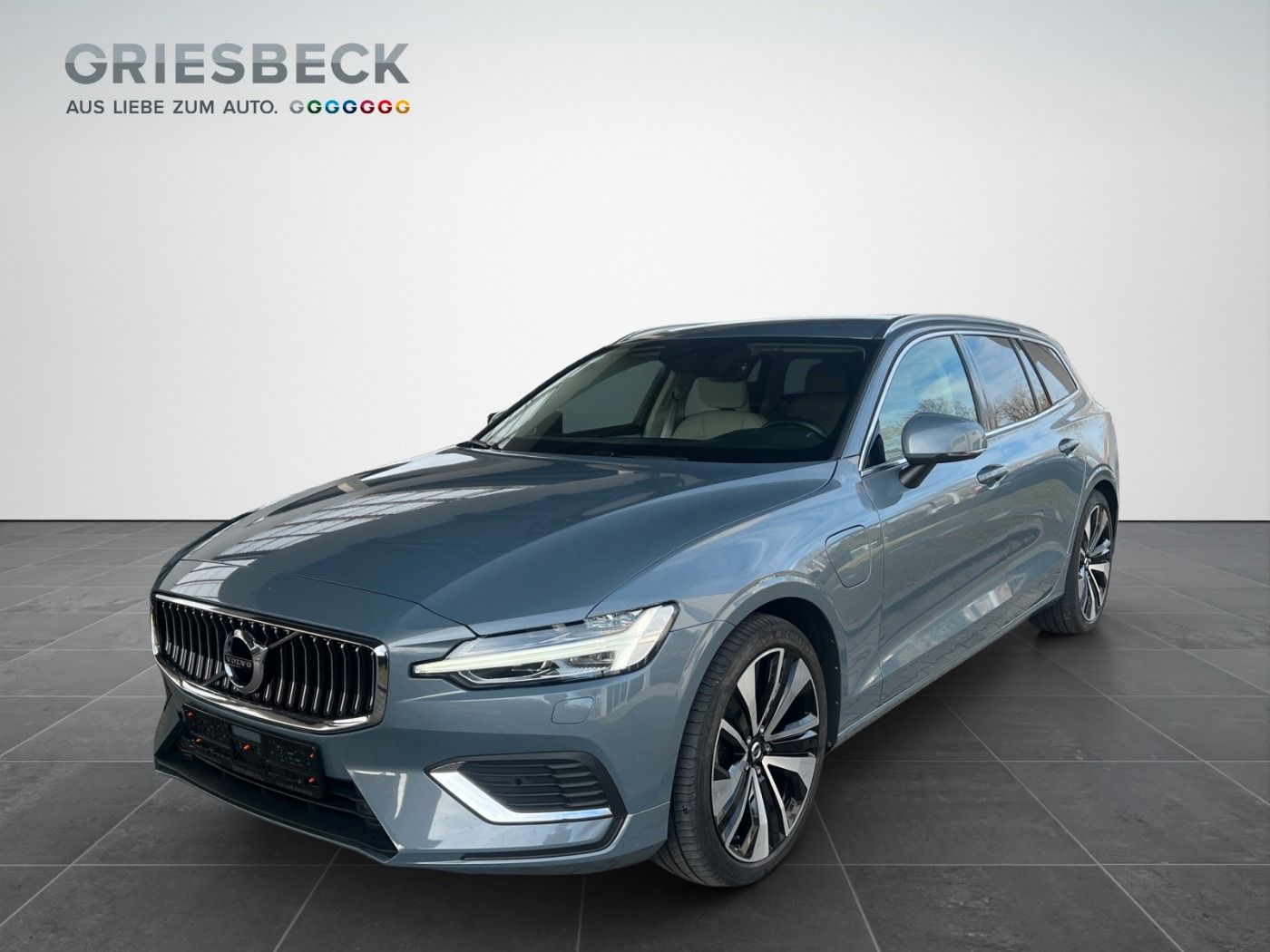 Volvo V60 T6 Plus Bright Recharge AHK,Kamera,DAB