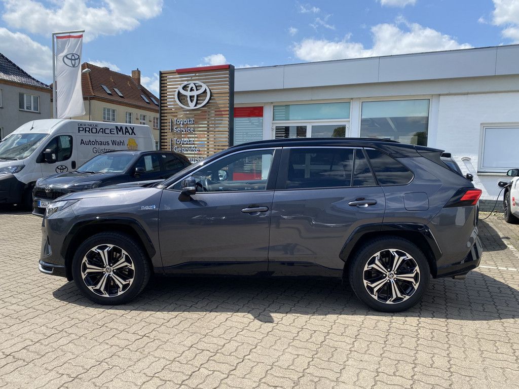 Toyota RAV4 2.5 Plug-in Hybrid 4x4 - Samsaru's Car Outlet