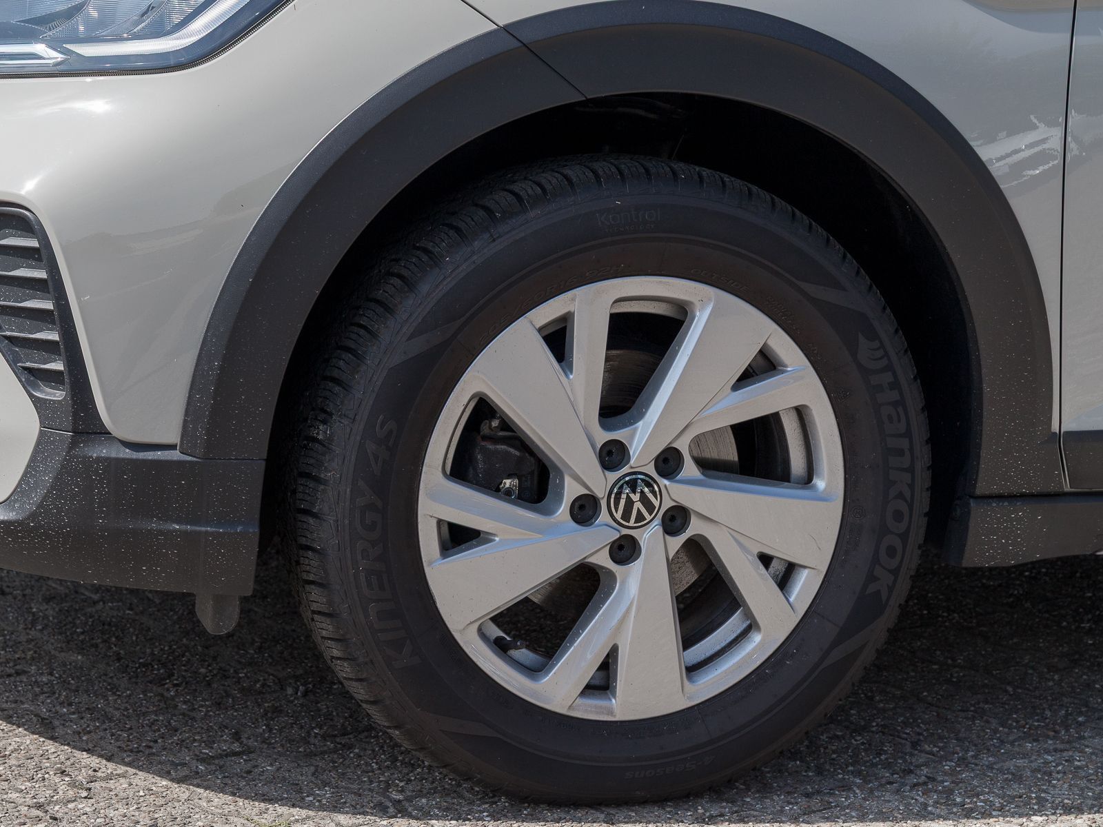 Volkswagen Taigo 1.0 TSI LIFE - Samsaru's Car Outlet