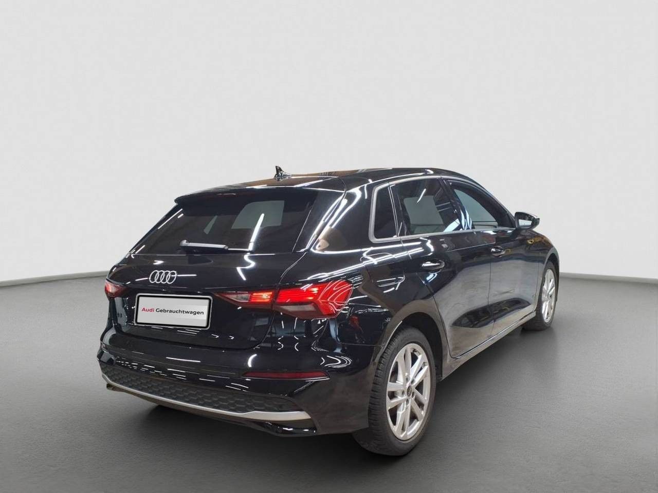 Audi A3 35 TDI ADVANCED - Samsaru's Car Outlet