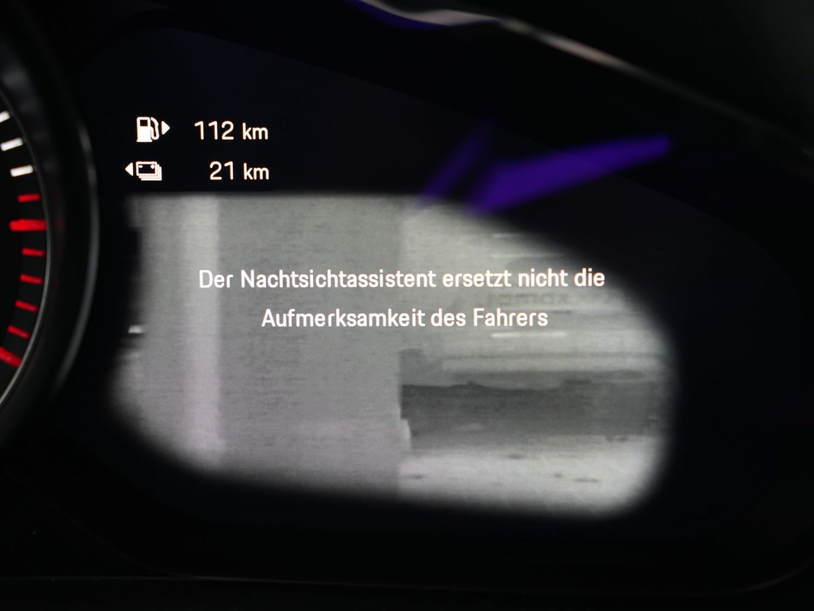Porsche E-Hybrid MY24-INNODRIVE-ACC-LUFTF.-PANO-BOSE-RS