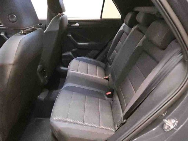 Volkswagen T-Roc 1.5 TSI Sport - Samsaru's Car Outlet
