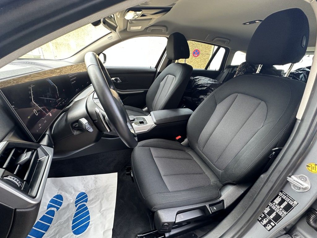 BMW 320 d Touring LCI xDrive - Samsaru's Car Outlet