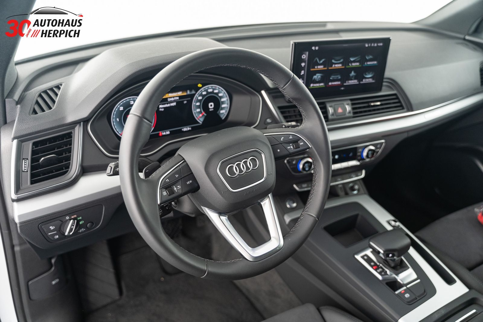 Audi Q5 40 TDI quattro S-Line RFK SHZ DAB NAVI AHK LE