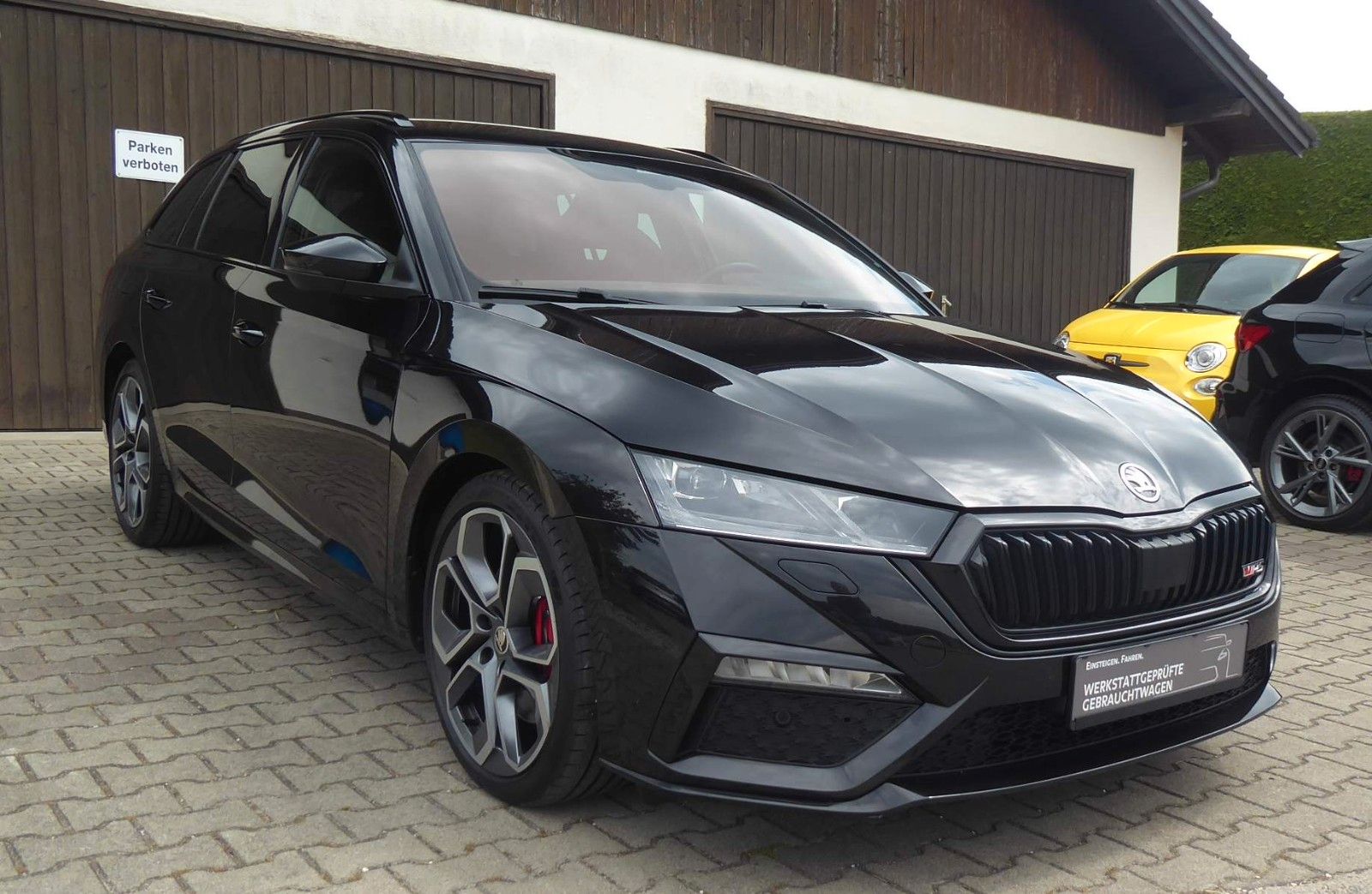 Skoda Octavia Combi RS - Samsaru's Car Outlet