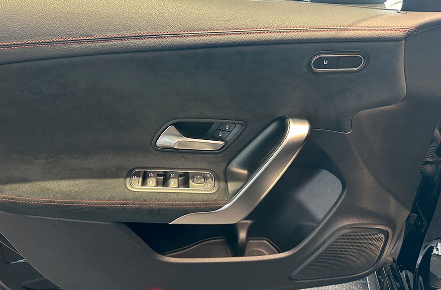 Mercedes-Benz CLA 45 4M+ - Samsaru's Car Outlet