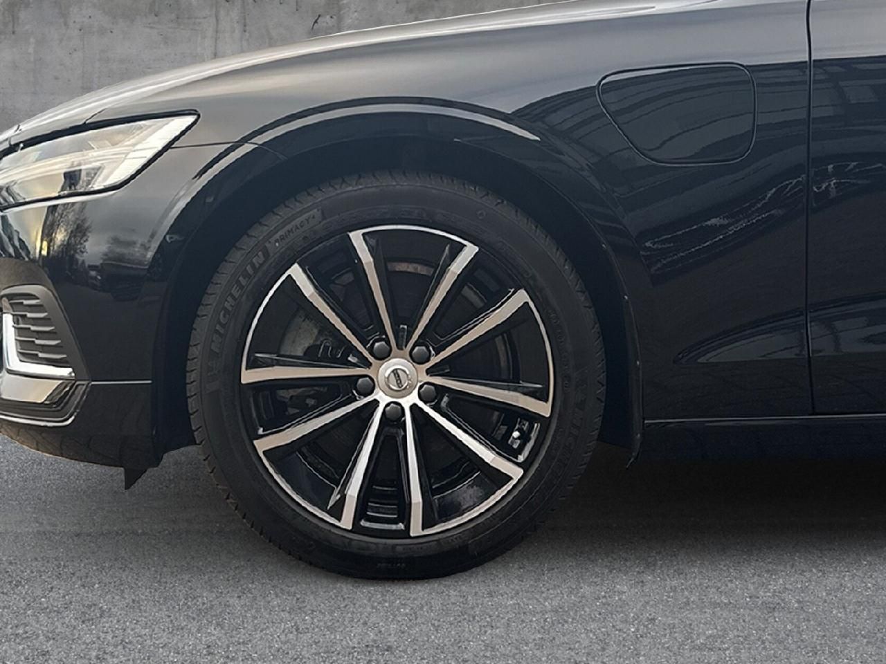 Volvo V60 T6 AWD Core Recharge Plug-In Hybrid