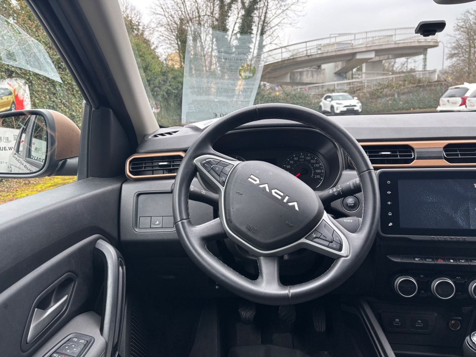 Dacia DUSTER - Samsaru's Car Outlet