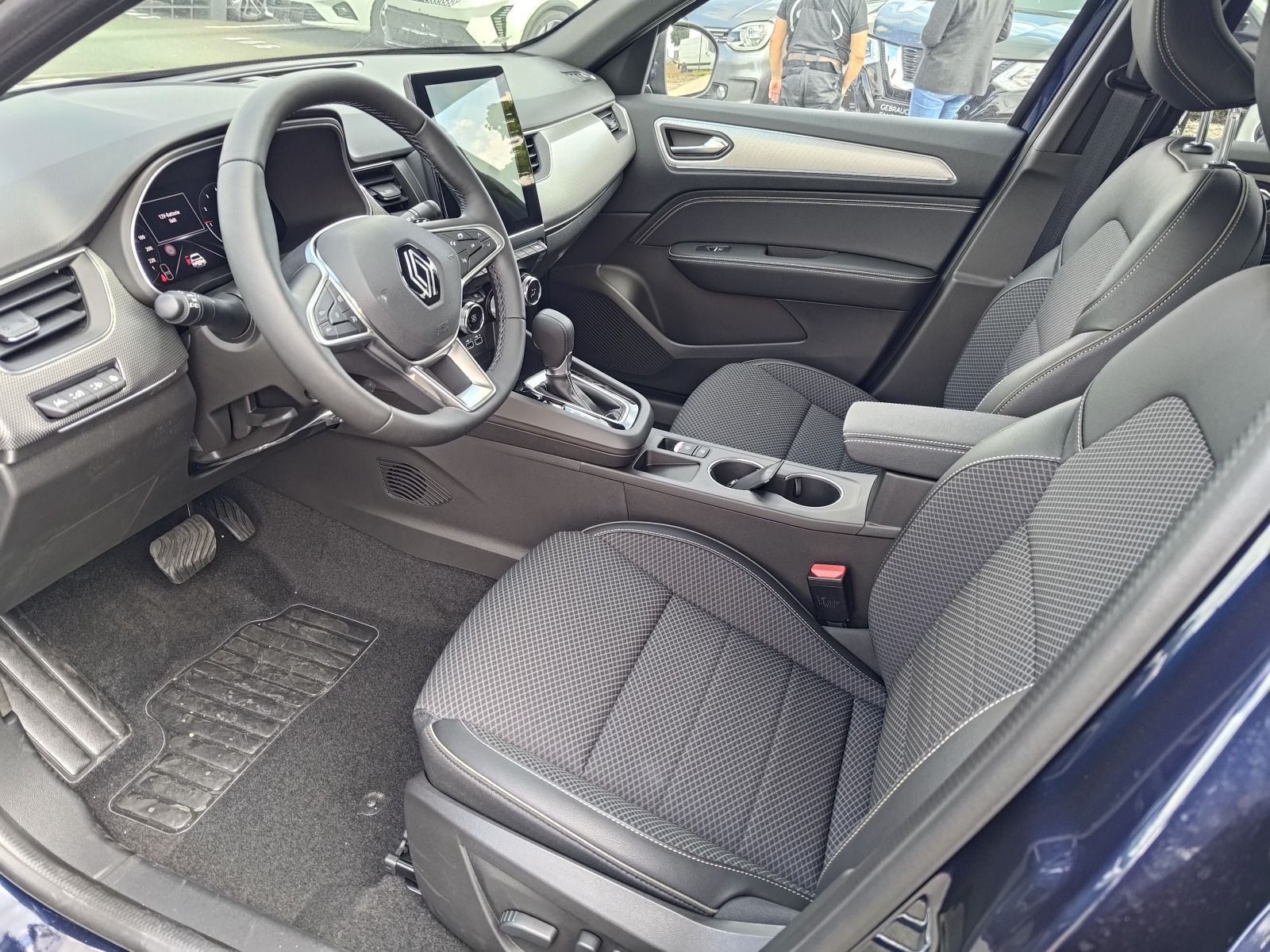Renault Arkana Techno Mild Hybrid - Samsaru's Car Outlet