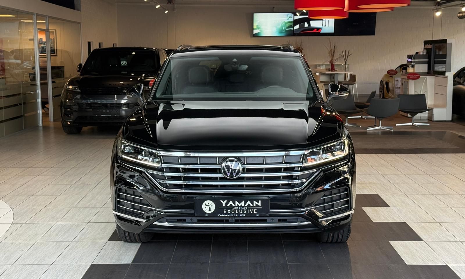 Volkswagen Touareg Elegance 4Motion*Pano*StHzg*KeylessGO