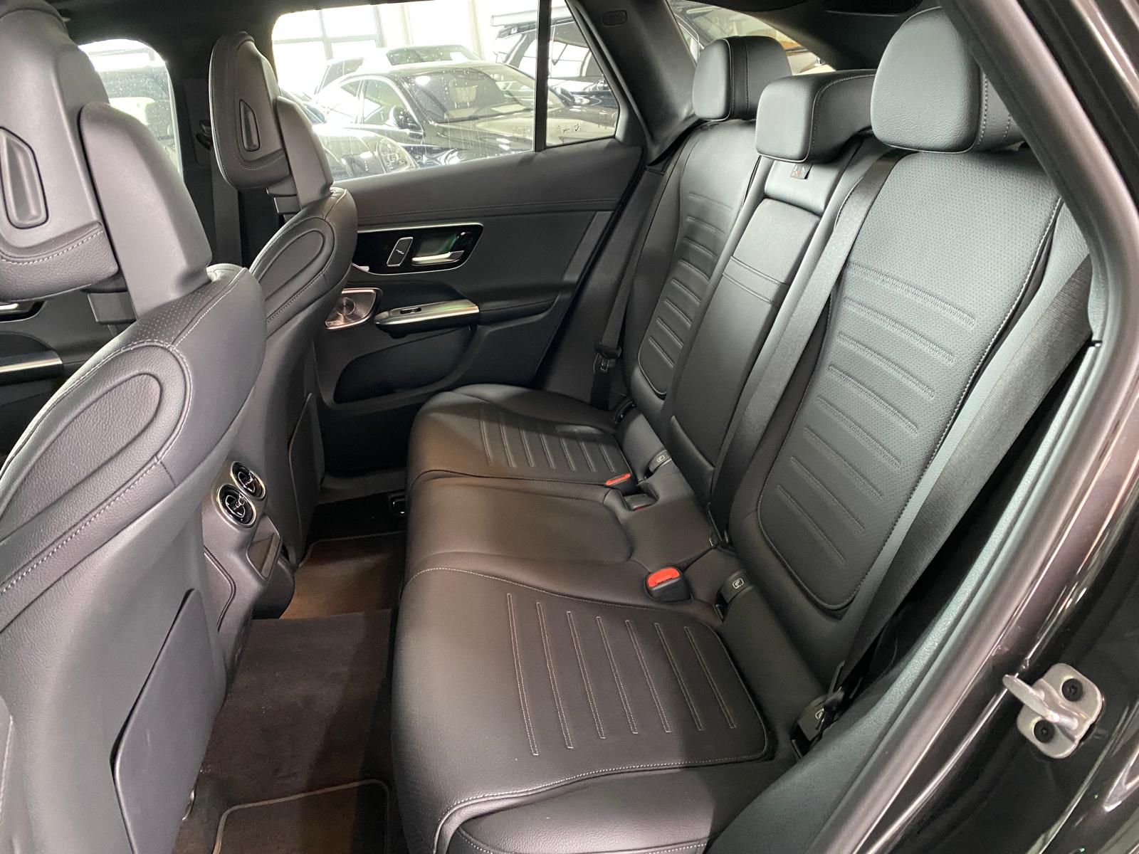 Mercedes-Benz GLC 300 e 4M AMG+ - Samsaru's Car Outlet