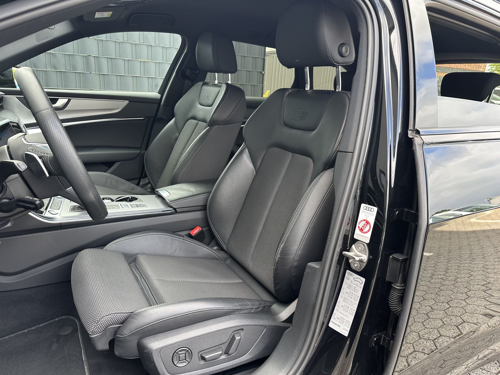 Audi A6 Avant 45 TFSI Qu S-Line NAV+LED+B&O+360°+AHK