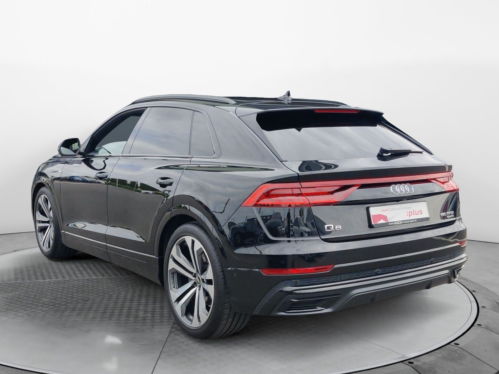 Audi Q8 55 TFSI Tiptr. S-Line 2x, HD Matrix, AHK, Pan