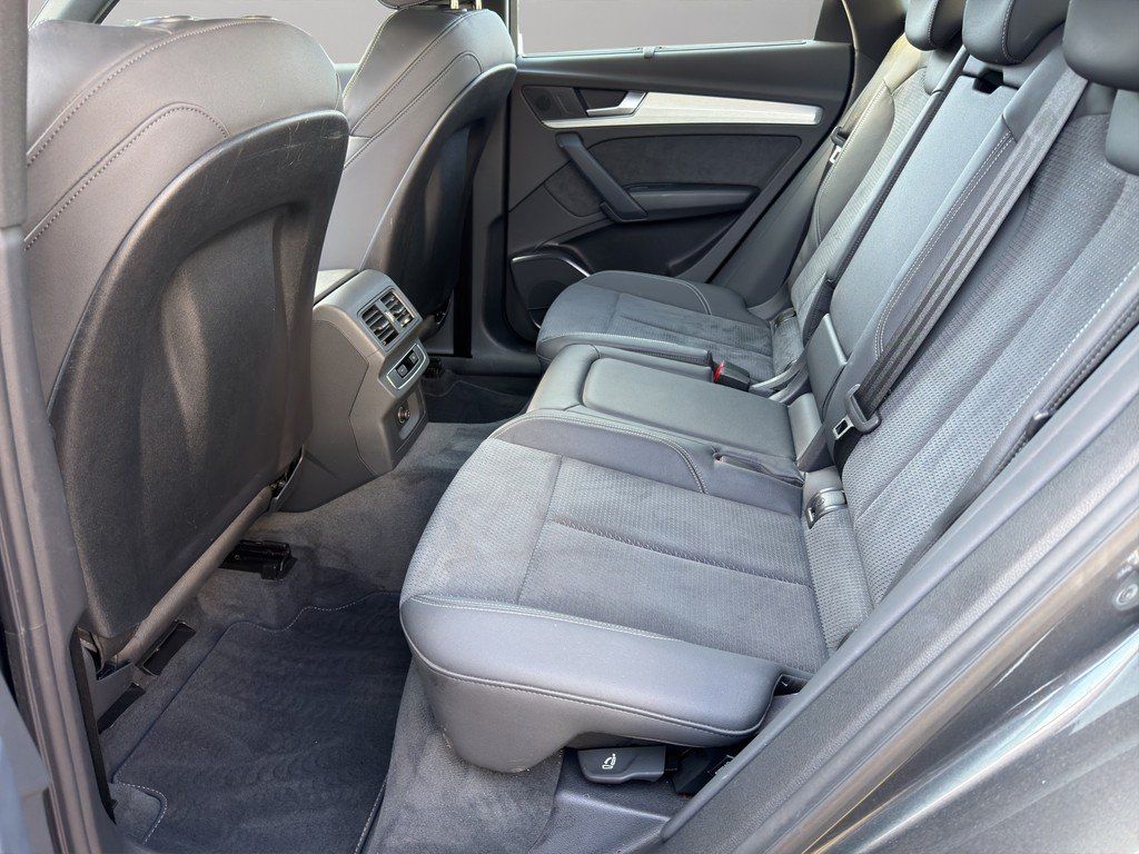 Audi Q5 55 TFSIe qu S tronic S line AHK MMI Navi plus