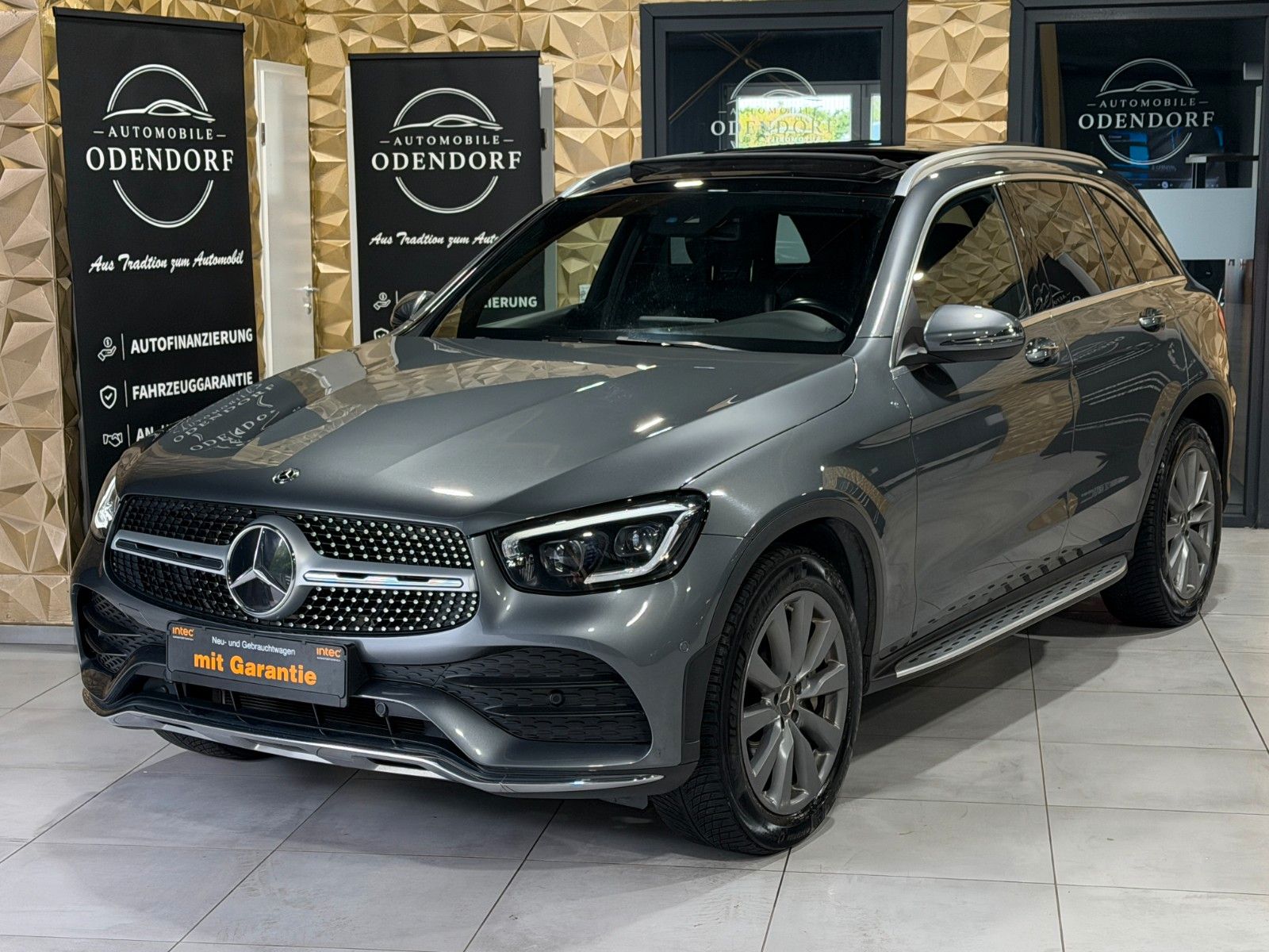 Mercedes-Benz GLC 400d 4Matic *AMG*Panorama*MBUX*Memory