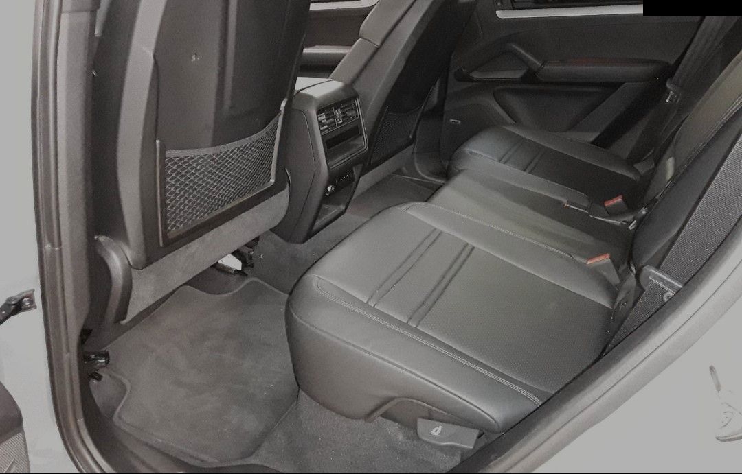 Porsche Cayenne Coupe E-Hybrid*HAL*AHK*22"Alu*BOSE*MATRI