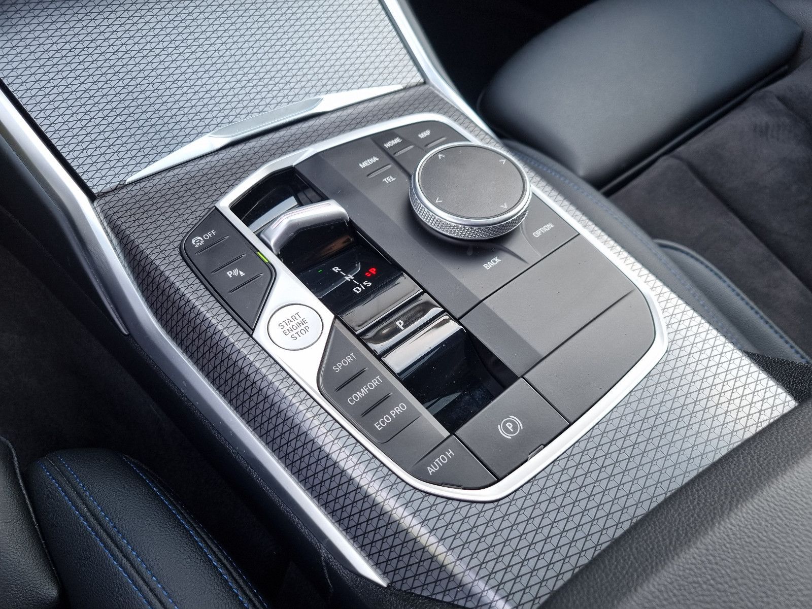 BMW 330xd M-SPORT - Samsaru's Car Outlet