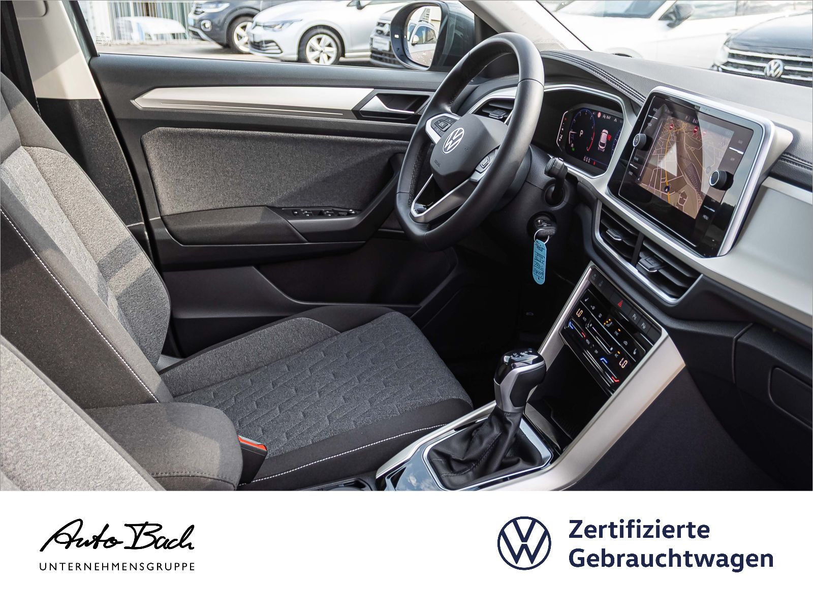 Volkswagen T-Roc 1.5 TSI MOVE DSG - Samsaru's Car Outlet