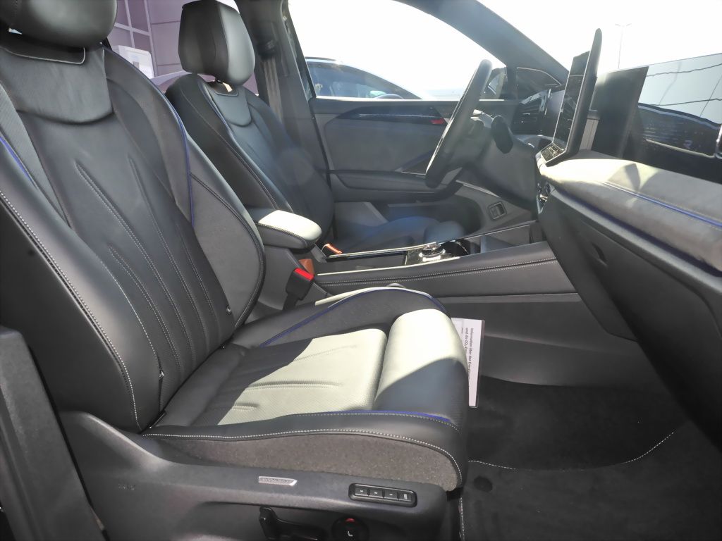 Volkswagen Tiguan 1.5 eHybrid R-Line DSG AHK Matrix DCC