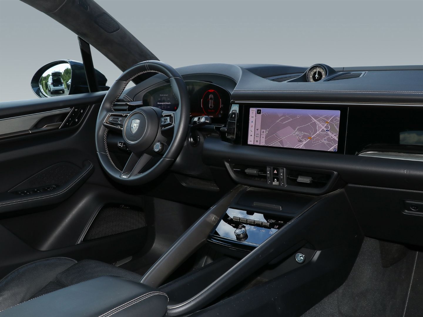 Porsche Macan Turbo Burmester InnoDrive HA-Lenkung