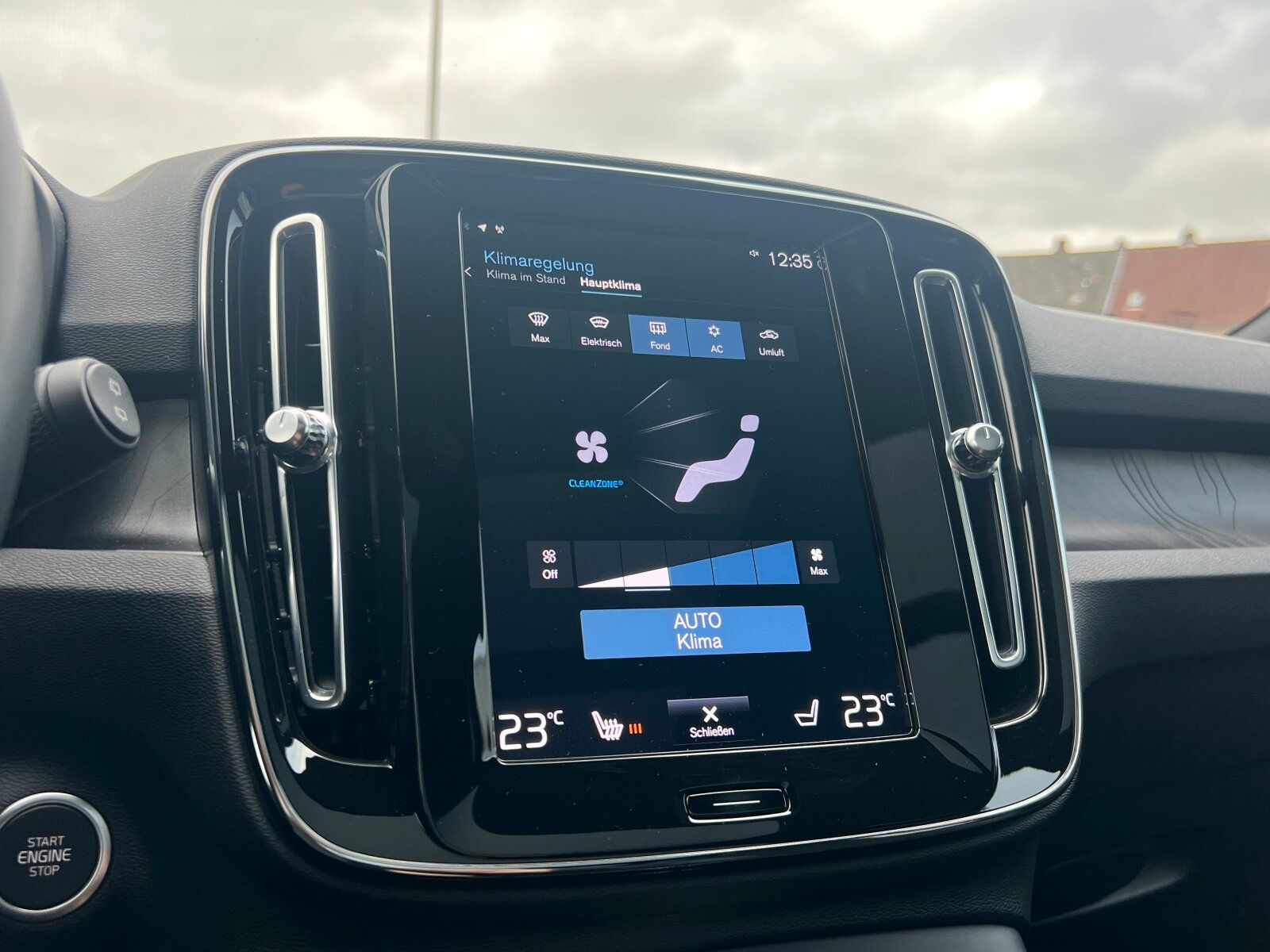 Volvo XC40 T4 Ultimate Dark AHK|PANO|CONNECT|LED|