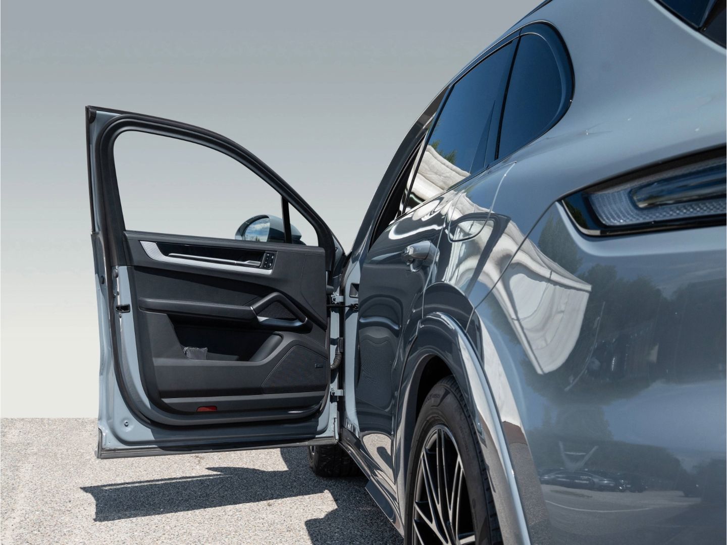 Porsche Cayenne E-Hybrid SportDesign Paket HD-Matrix HUD