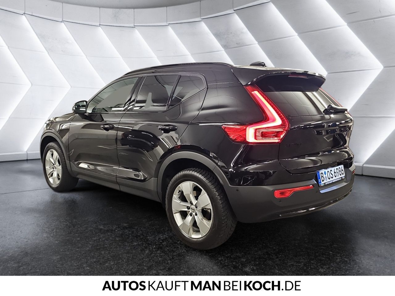 Volvo XC40 Black Edition B4 Mild-Hybrid Benzin Ultra