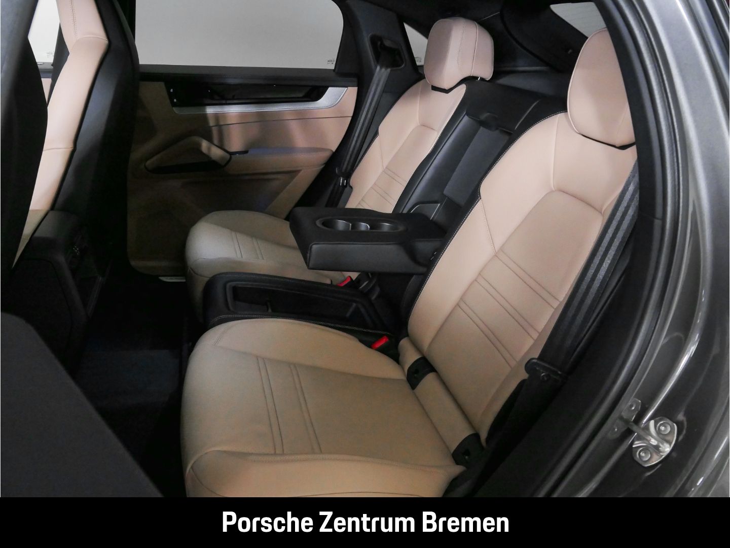Porsche Cayenne S E-Hybrid Coupe AHK PDLS+ HuD Sportsitz