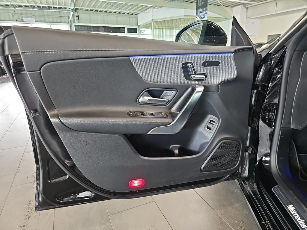 Mercedes-Benz CLA 200 SB PROGRESSIVE - Samsaru's Car Outlet