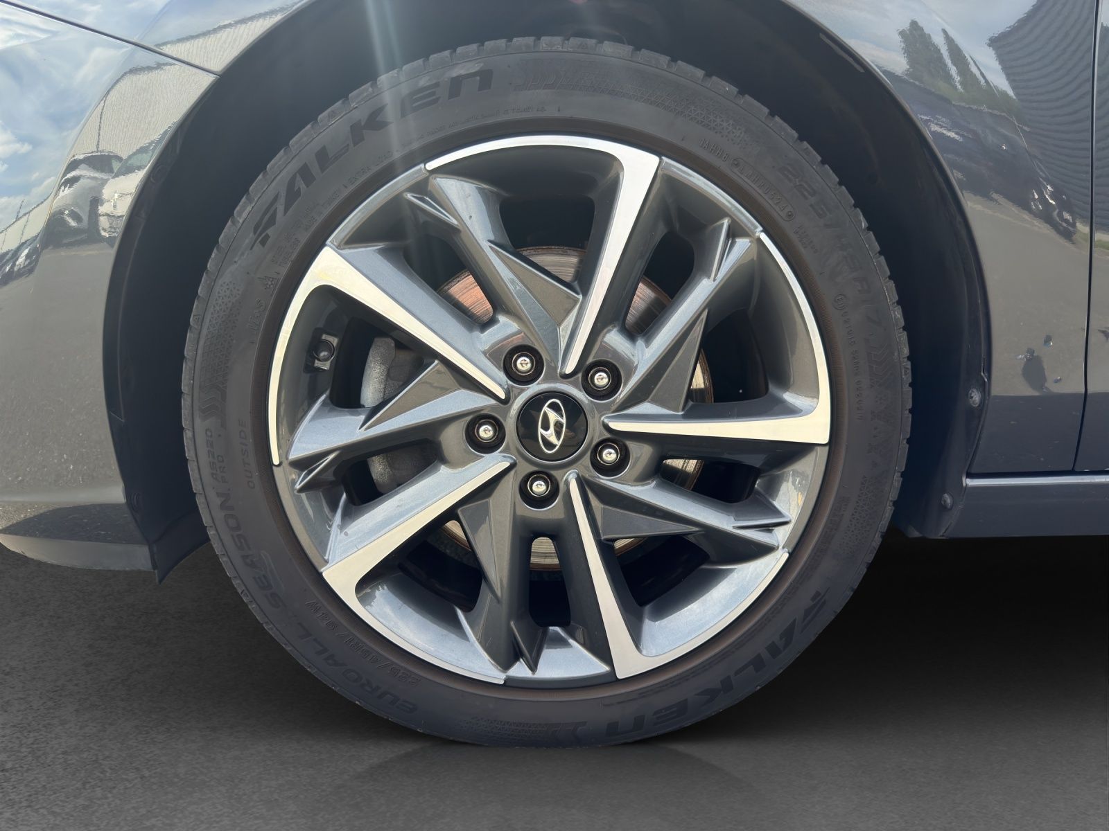 Hyundai i30 1.0 T-GDI DCT Trend - Samsaru's Car Outlet