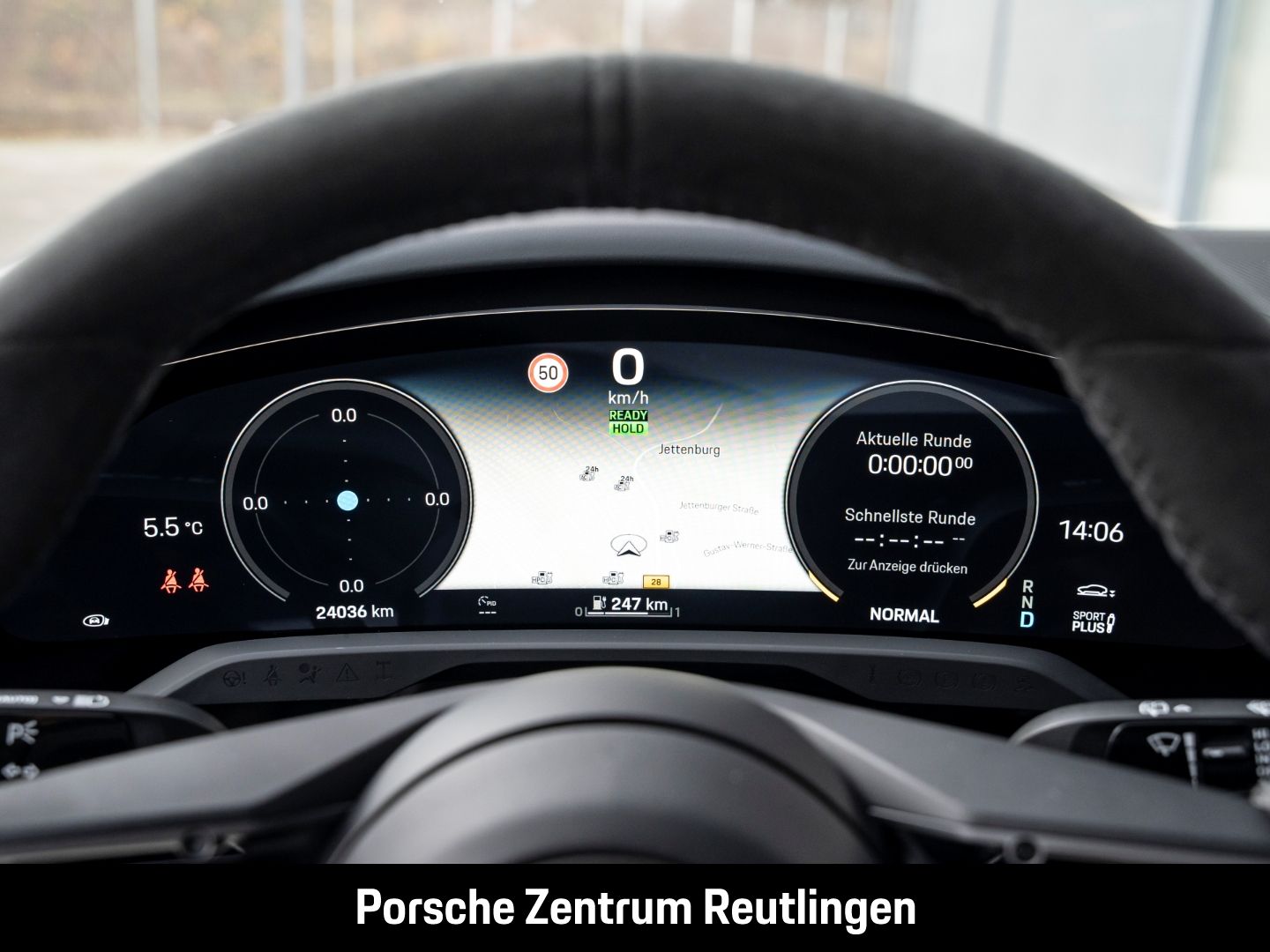 Porsche Taycan Turbo S Cross Turismo InnoDrive Head-Up