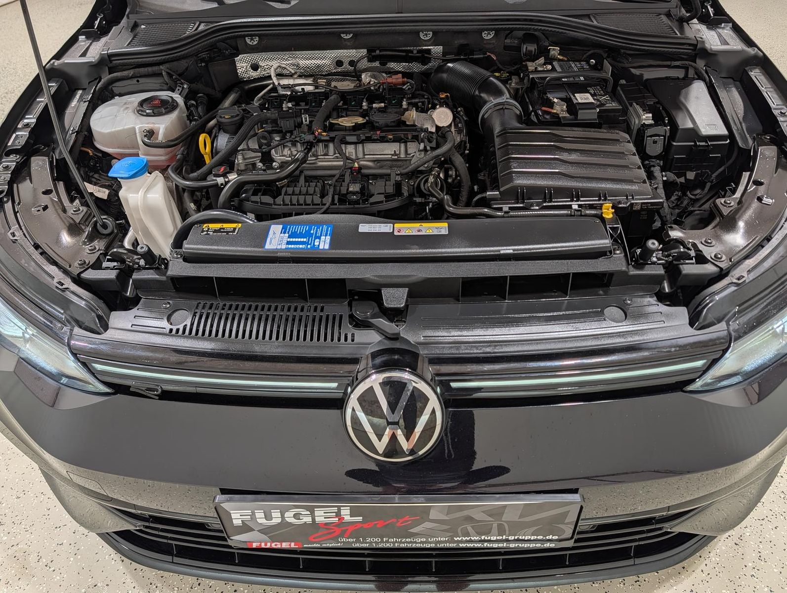 Volkswagen Golf Variant 2.0 TSI DSG R 4Motion Estriol 19Z.|