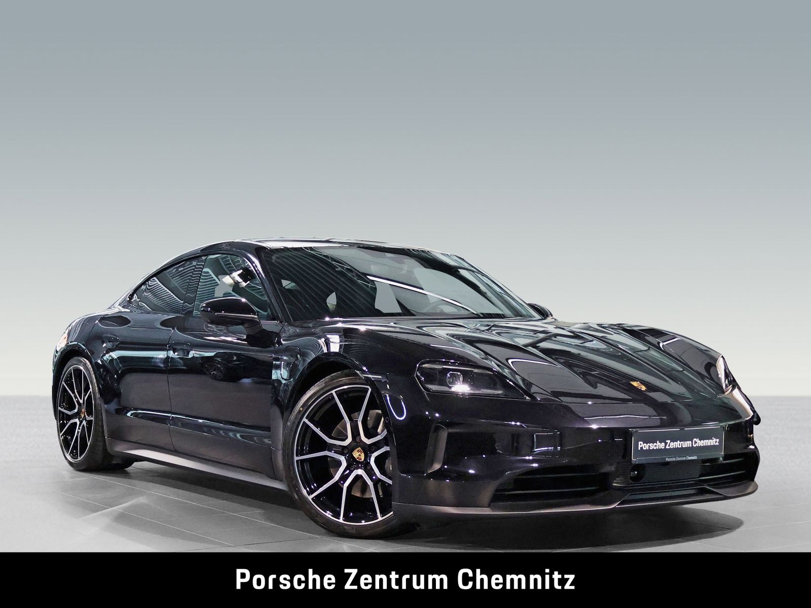 Porsche Taycan 4 Großer Akku!;4+1Sitze;Pano;BOSE