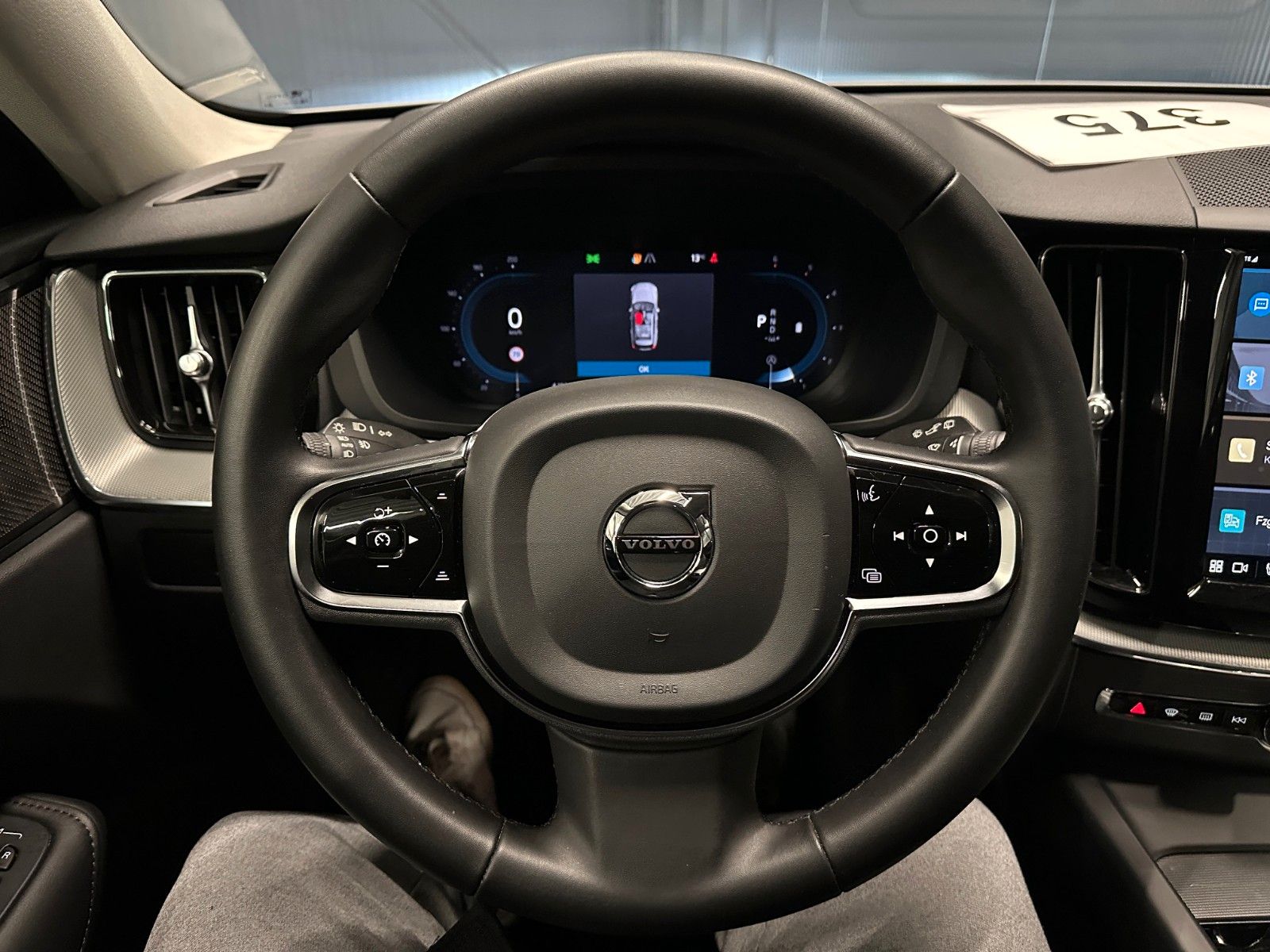 Volvo XC60 Plus Dark AWD *LEDER/Sport*AHK*Business*