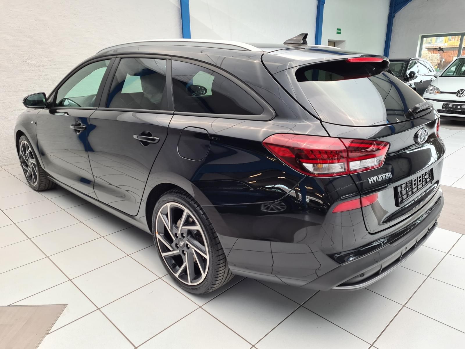 Hyundai i30 cw 1.5 T-GDI N Line - Samsaru's Car Outlet